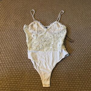 Lace Bodysuit in Cream
